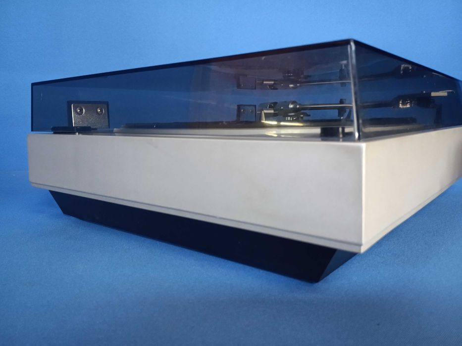 gira-discos AKAI AP-001C