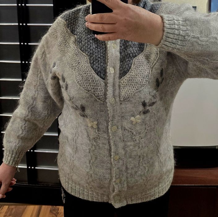 Продам махерову теплу кофту кардиган