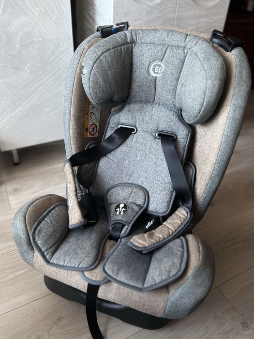 Продам автокрісло