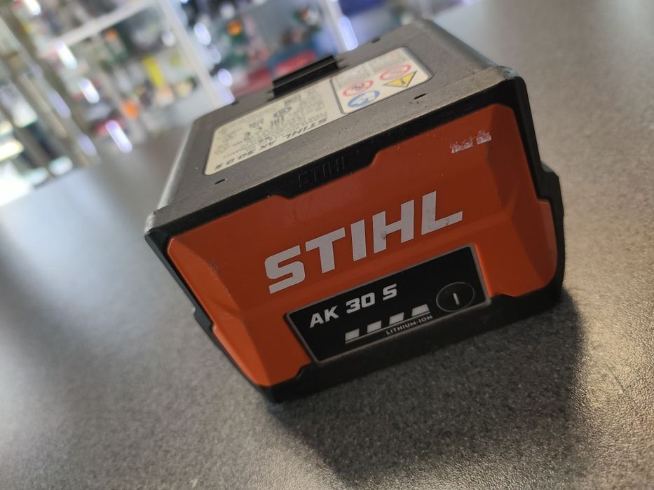W2//Stihl/ AK30s/ Akumulator Litowo-Jonowy