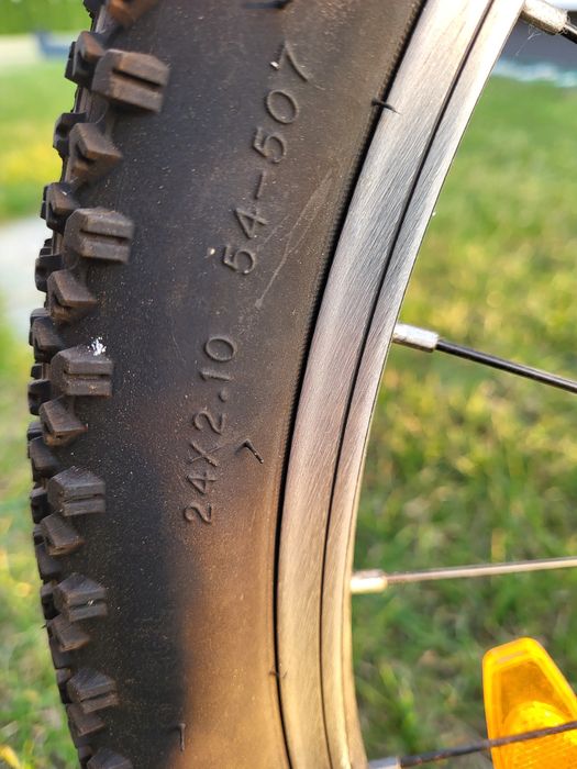 Giant 24" przód teleskopy