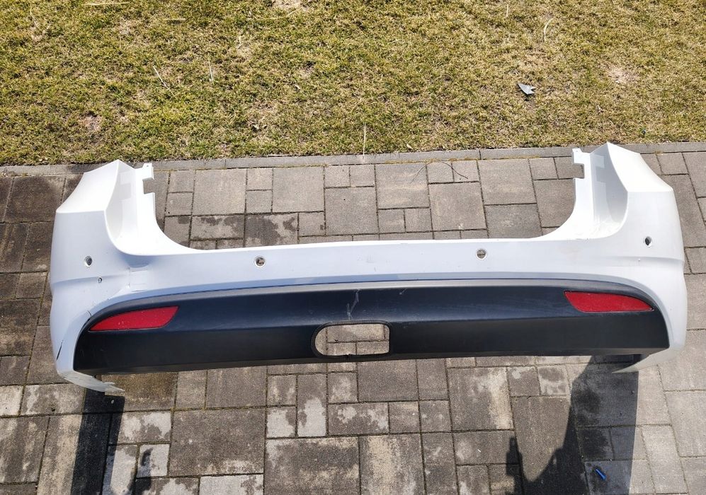 Hyundai i40 kombi zderzak tylny tył NCW PDC HAK