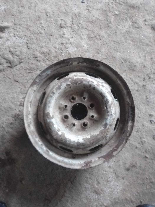 Продам диск ваз р 13