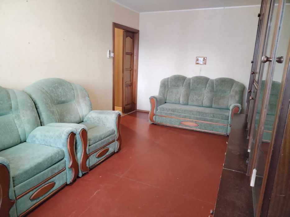 Продаж трикімнатної квартири