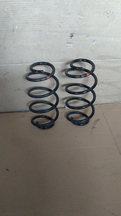 Molas tras original Mercedes-Benz A180 (W176). 2013