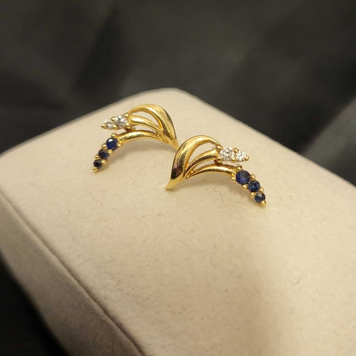 złote kolczyki próba 585 z diamentami i szafirami