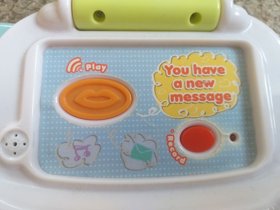 Interaktywny telefon z funkcją nagrywania