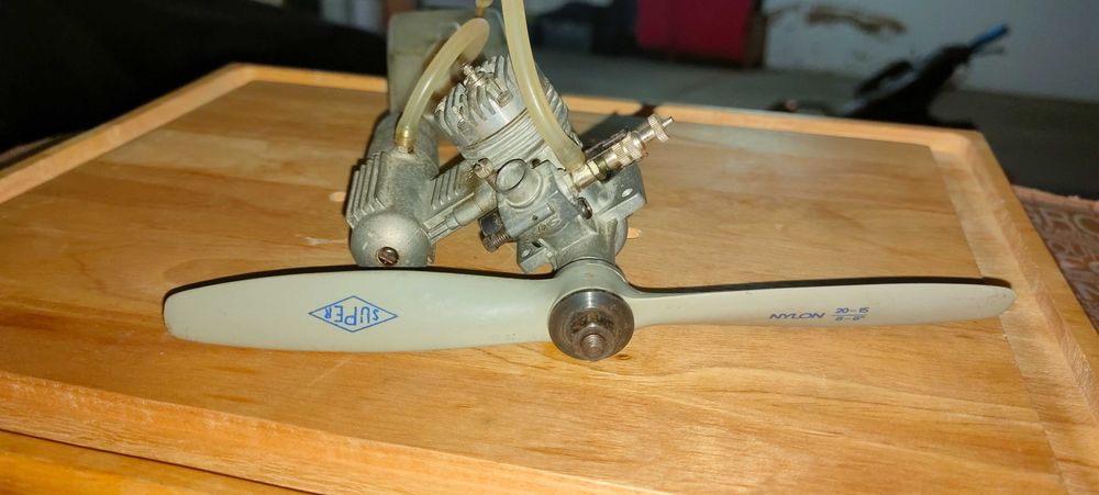 Motor de avião para aeromodelismo