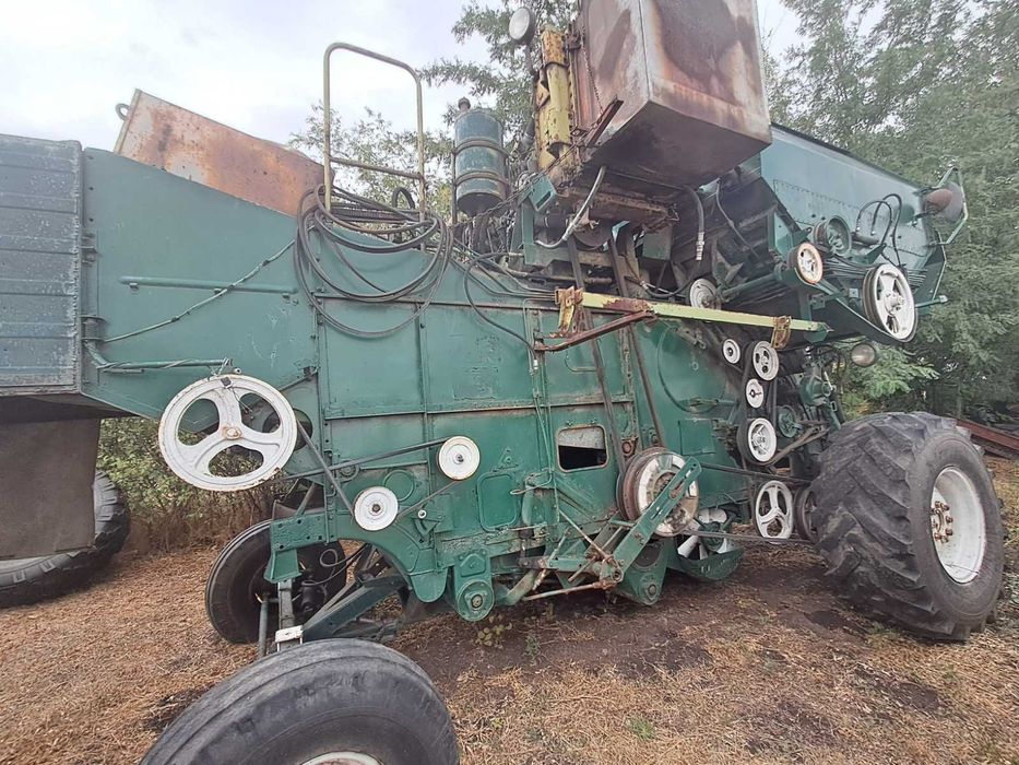 Продам комбайн Єнісей