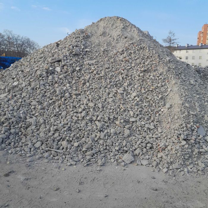Gruz kruszony zwykły kruszywo drogowe, ziema, piasek