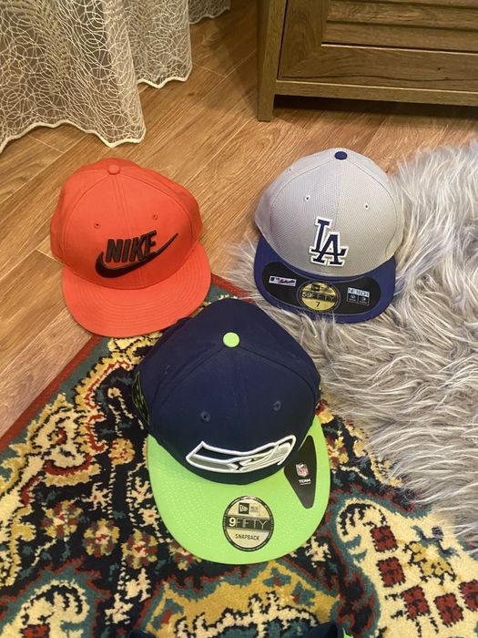 Ігрова джерсі Nike NFL Seattle та 3  Кепки New Era 9FIFTY  одним лотом