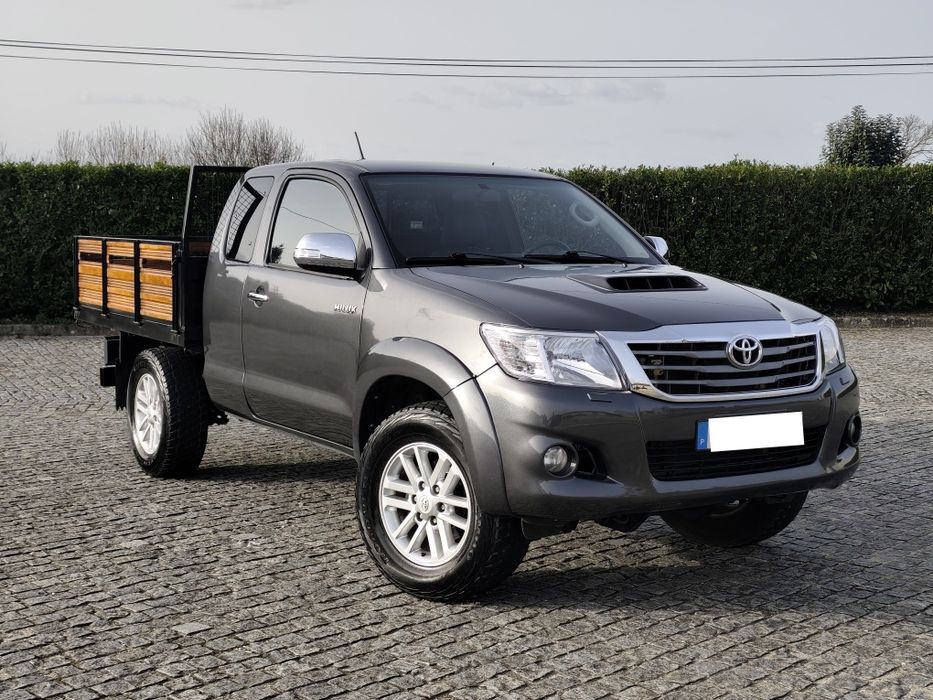 Toyota Hilux 2.5D4D 4x4 King Cab 3 Lugares Nacional