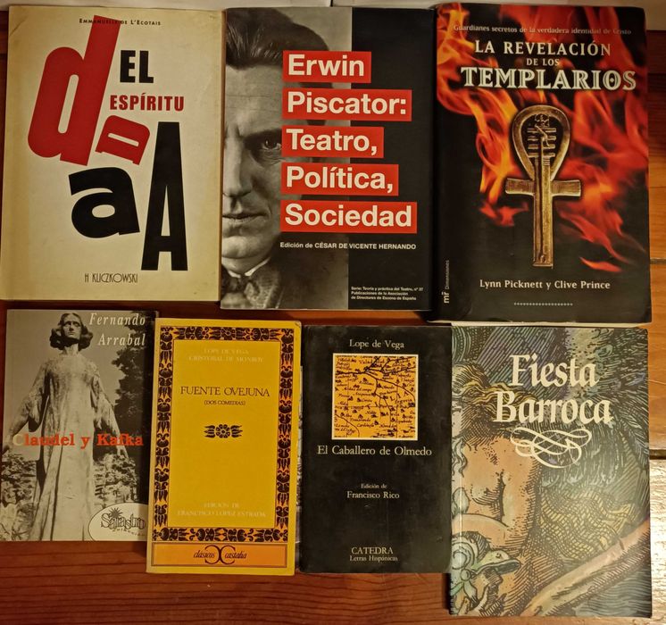Livros em italiano e castelhano