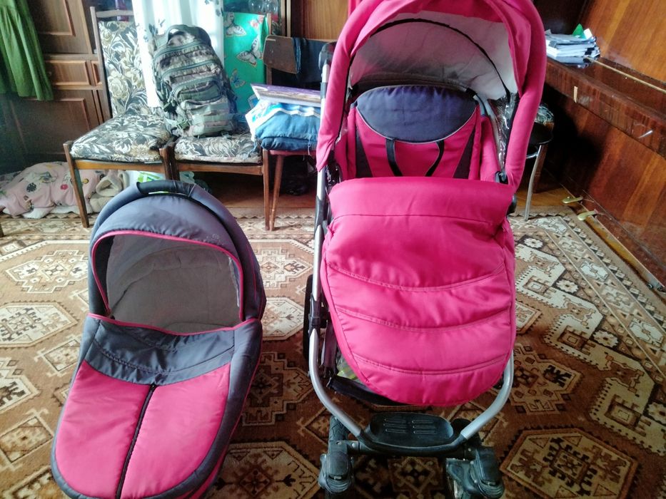 Продам дітячу коляску