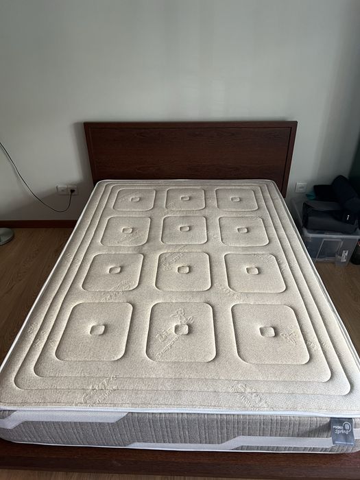 Cama de Casal em Madeira Sucupira + Colchão como Novo (Venda em Separado ou Conjunto)