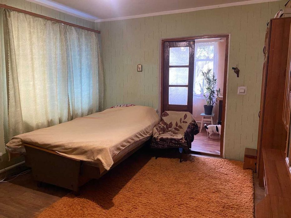 Продам будинок м. Бар, р-н пед.коледжу, ділянка 8,5 сот.