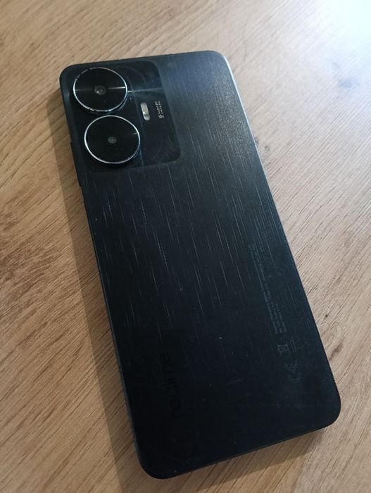 Realme C55 ( lekka wada ekranu )