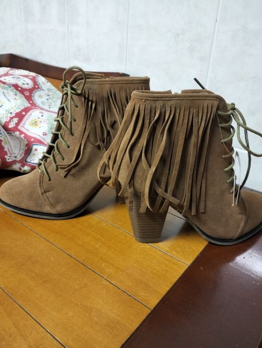Botins de camurça - Code