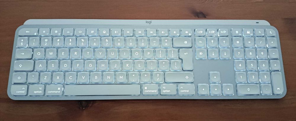 Klawiatura Logitech MX Keys S for Mac z podświetleniem -  Apple Magic Keyboard  plus ¯\_(ツ)_/¯