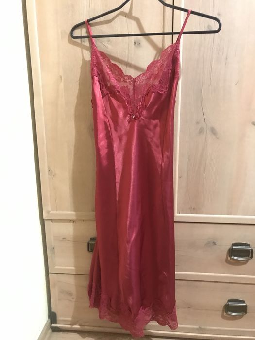 Продам комбинацию новая