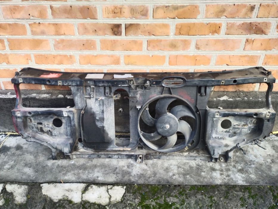 Гбц та інші запчастини для Пежо 405