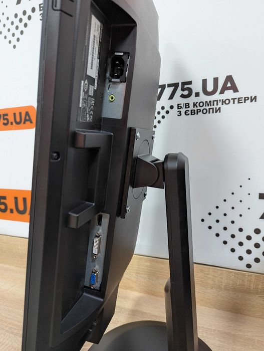 офісний комплект: ПК i5-4570, 8,120 + Монітор 24" 1920х1080 +аксесуари