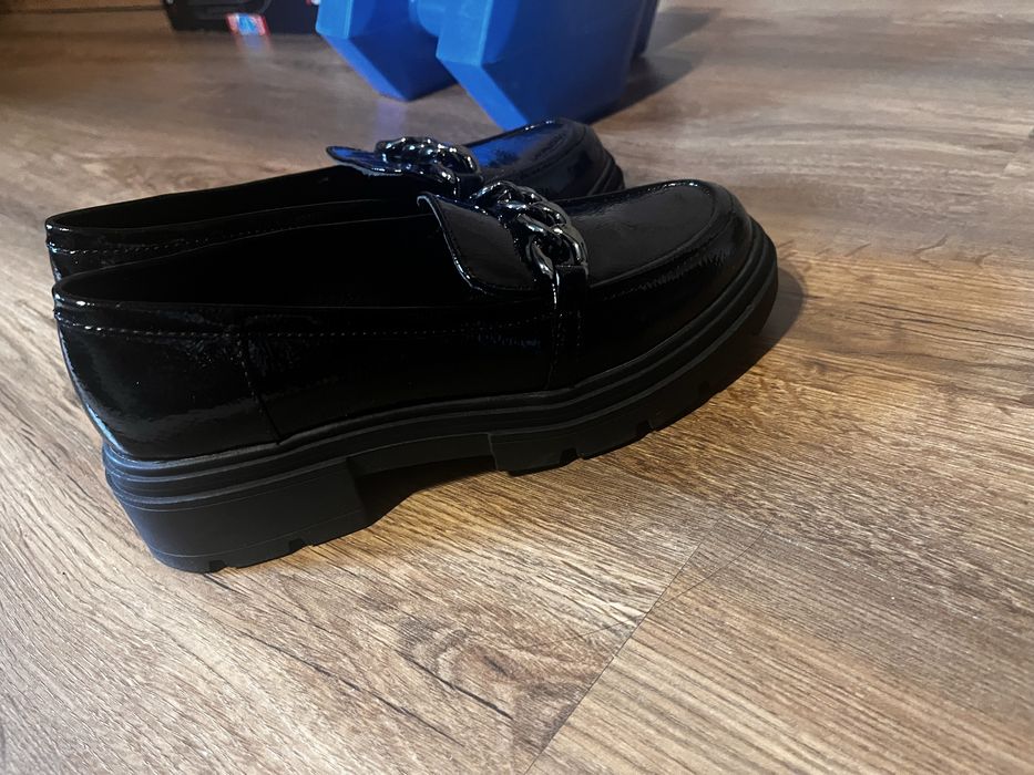 Mokasyny jak nowe dziewczynka