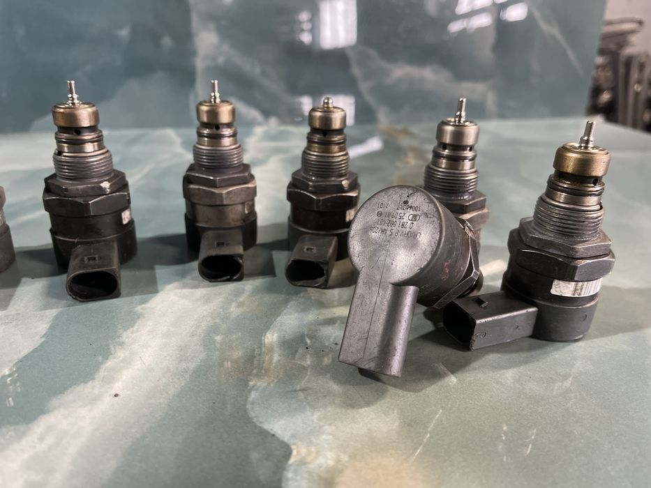 Датчик рампи Е39 бмв регулятор тиску в рейці BMW E46 E60 E53 шрот