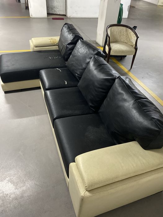 Sofá de quatro lugares