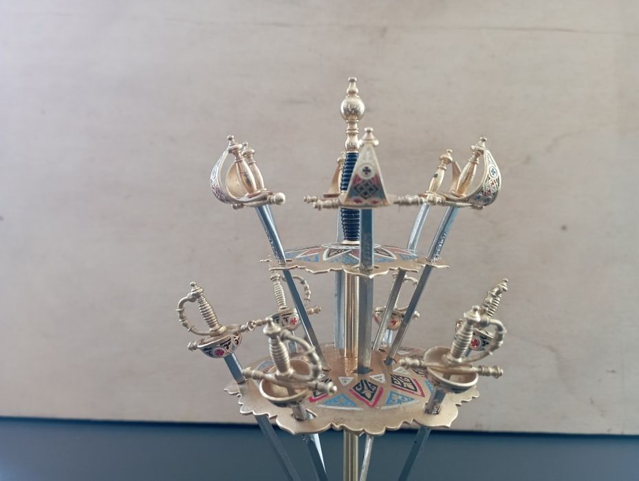 Toledo 12 Espadas de cocktail