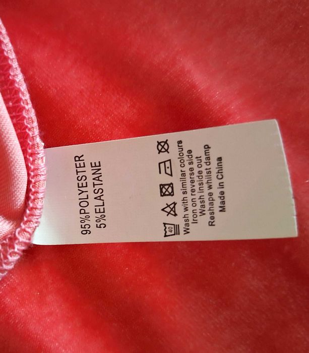 Różowa welurowa sukienka MARVA