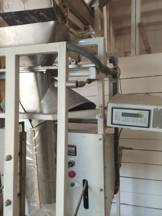 Фасувальний напівавтомат від 100г до 1кг