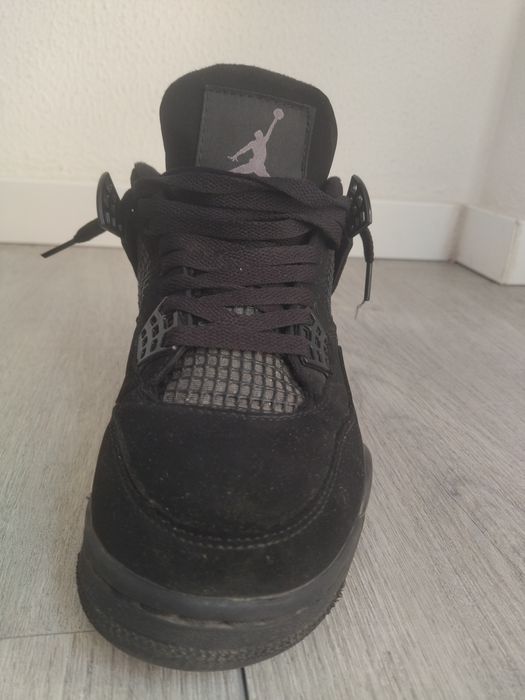 Jordan 4 black cat