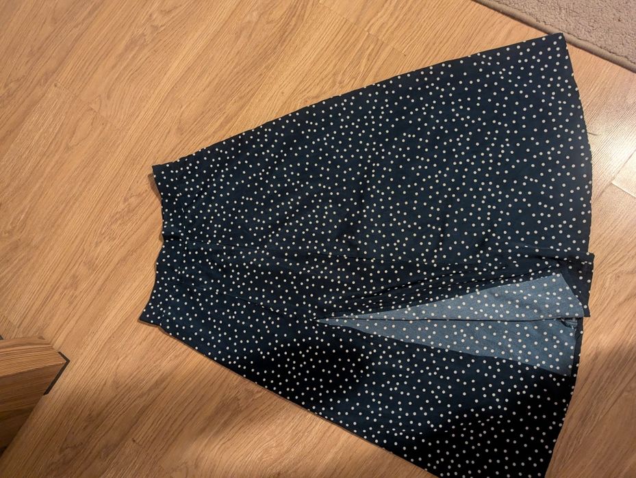 Spódnica wyprzedaż garderoby