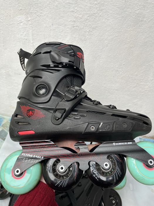 Ролики flying eagle f4 raven черные