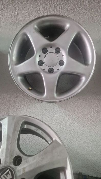 JANTES 16 MERCEDES C AVANTGARDE USADAS EM BOM ESTADO COM PNEUS USADOS