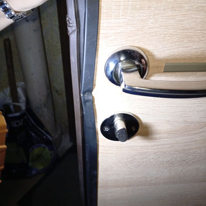 Дверь входная металлическая