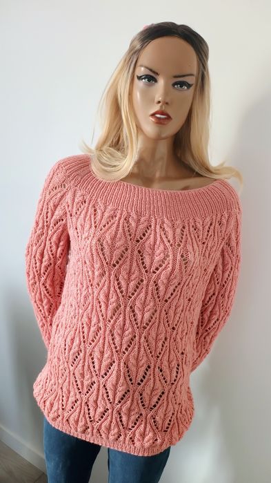 Swetr ręcznie robiony na drutach