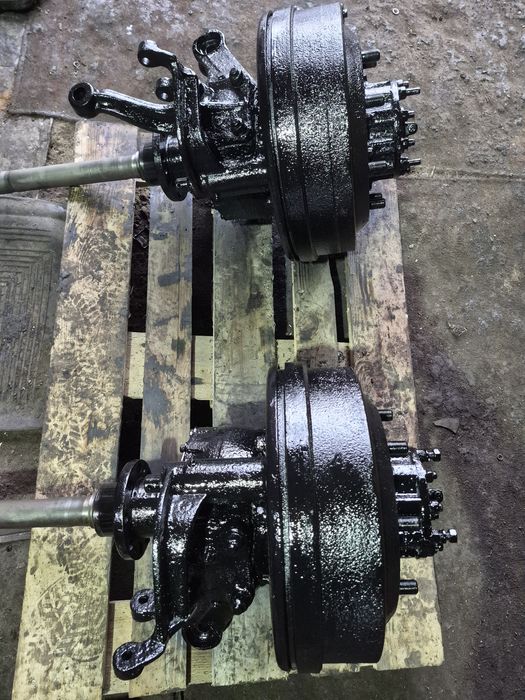 Мост передний.поворотные кулаки.Зил 131.Урал.Камаз