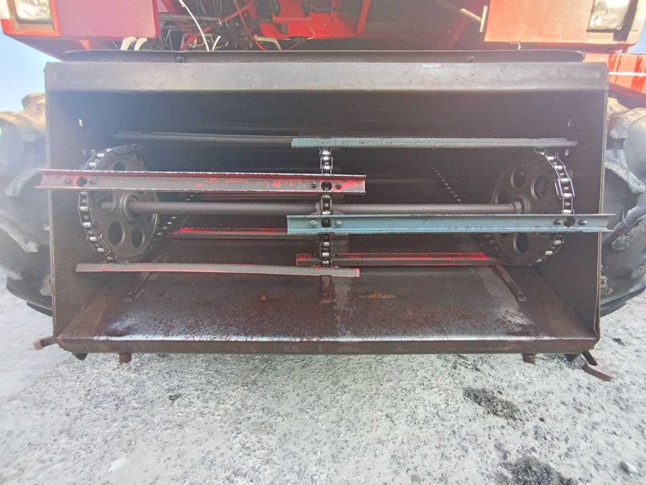 Комбайн Dronningborg D 7500 з гідроходом