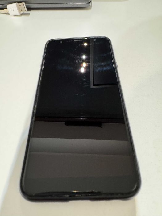 Samsung Galaxy J4+ (J4 plus)