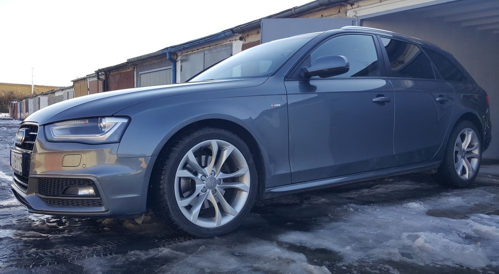 Audi A4 B8 2.0TDI Lift - Sline