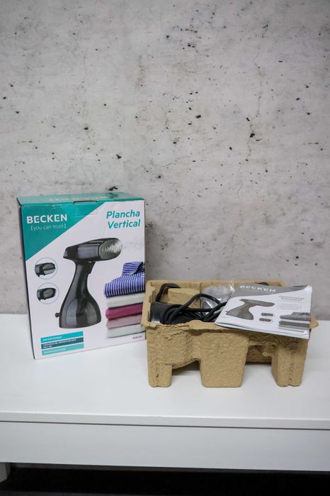 Escova de engomar a vapor Becken (1500W)