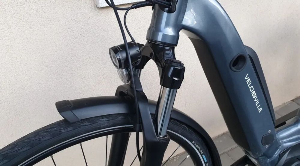 Rower velo de ville aeb 800 bosch