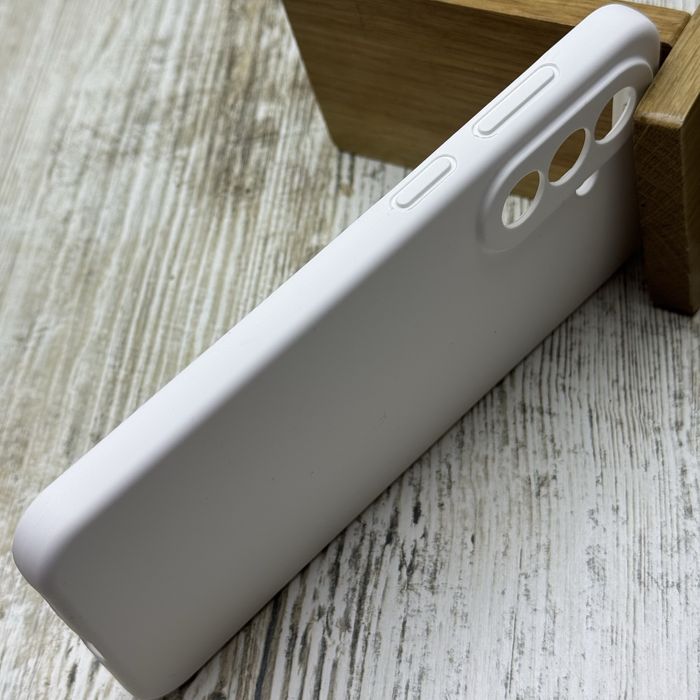Не пачкается ‼️ Чехол софттач Silicone Case на Samsung A37/ A57/ A56 Белый. Білий Чохол