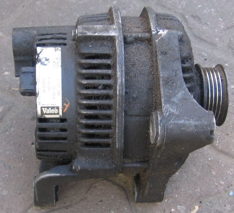 alternator BMW E46 E39 3.0D 2247389