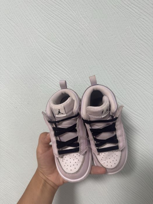 Кросівки Nike Jordan 15,5см  розмір 24 хайтопи