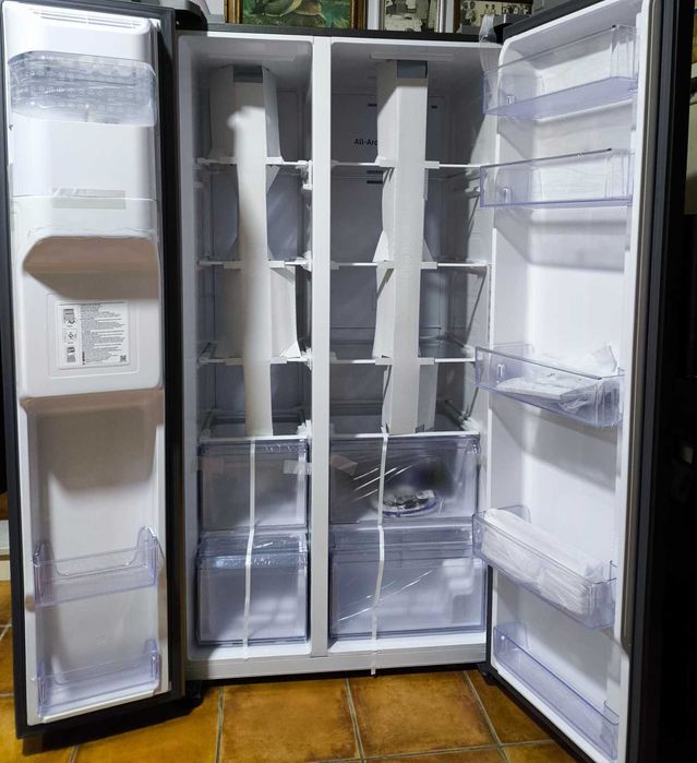 (NOVO) Frigorífico Americano SAMSUNG RS65DG5403S9EF