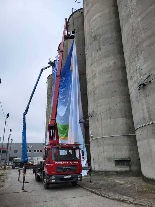 Zwyżka Podnośnik Koszowy Wycinka Drzew Przycinka Gałęzi Podest Banery