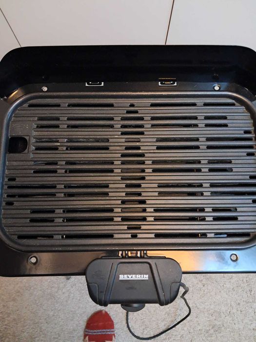 Grill elektryczny Severin PG 8522 | 1600W | Stojący / Stołowy